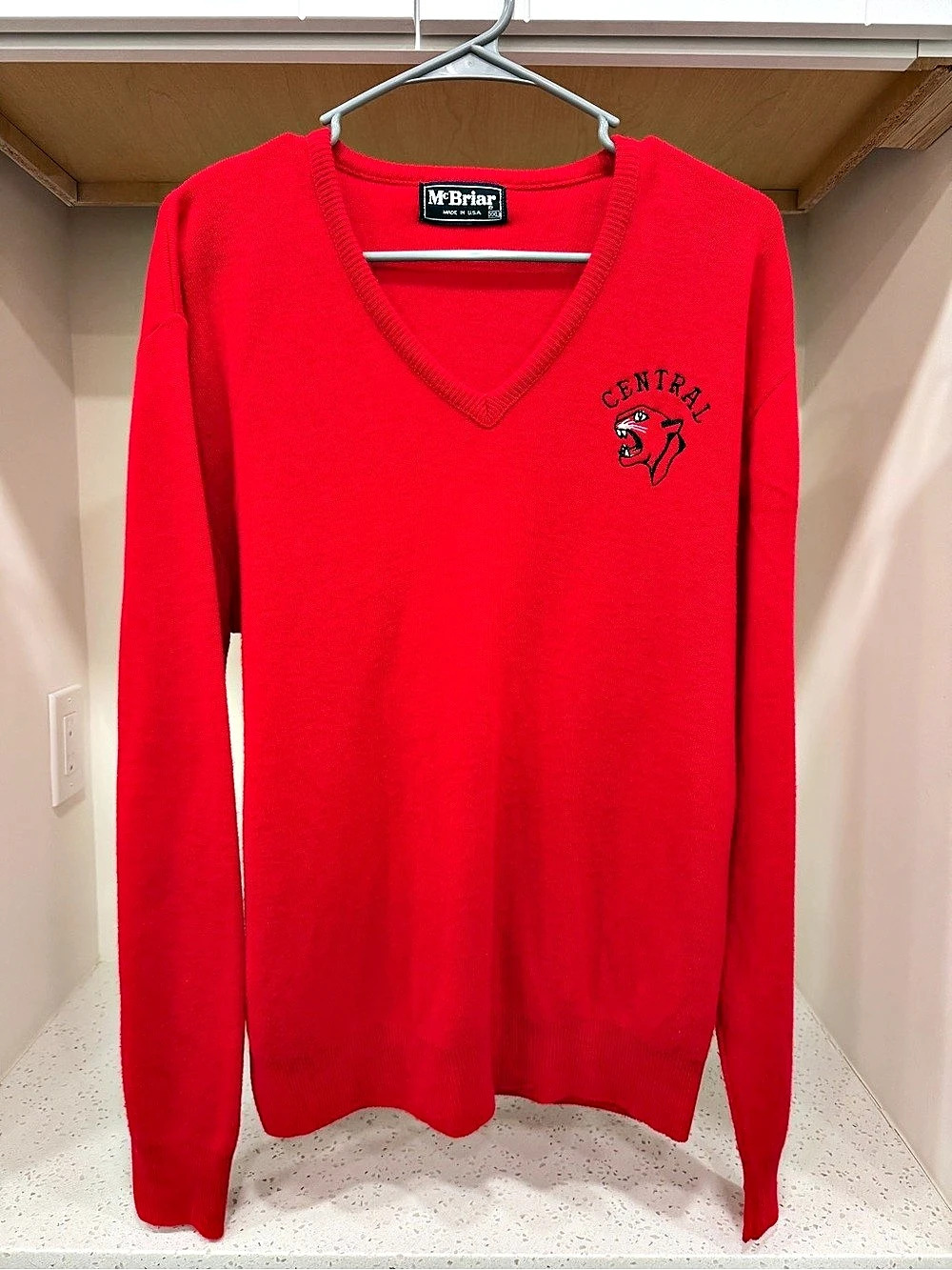 Vintage 1980’s- McBriar- Men's Red V-Neck Sweater XXL w/ embroidered Central Pan